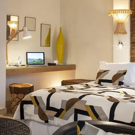 La Dimora - Les Collectionneurs Hotel 4*