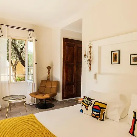 La Dimora - Les Collectionneurs Hotel 4*