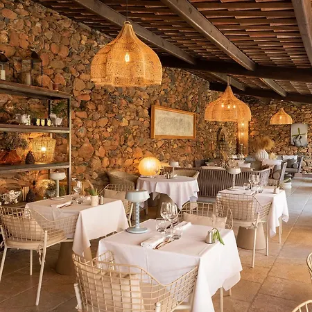 La Dimora - Les Collectionneurs Hotel