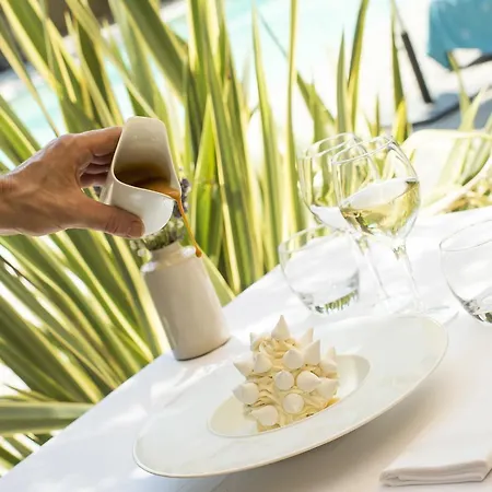 Hotel La Dimora - Les Collectionneurs 4*