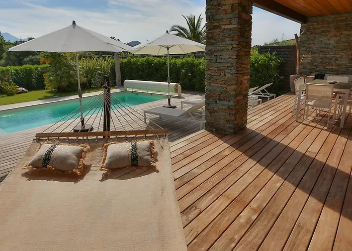 La Dimora & מלון